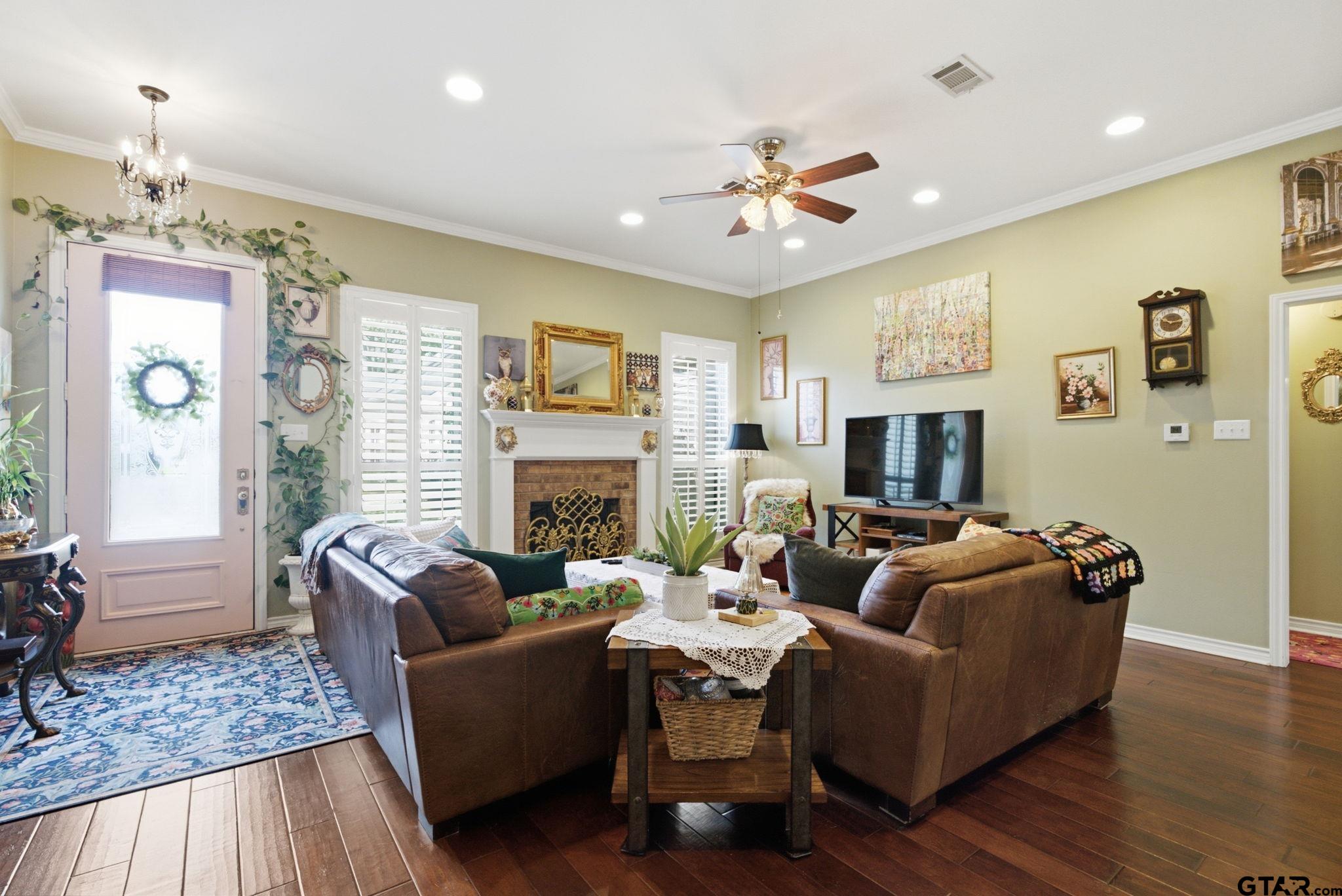 804 Festoon Ct.