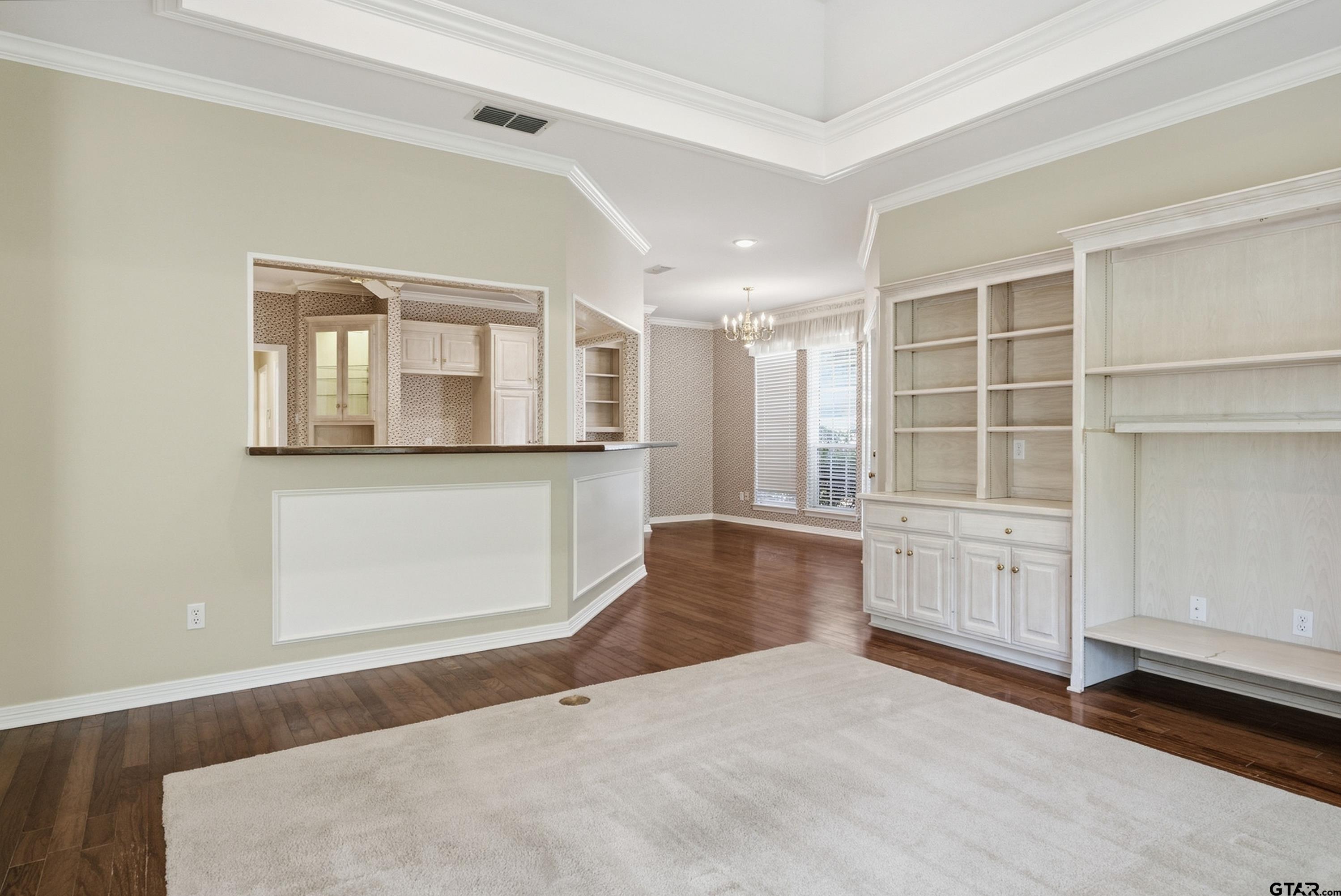 3403 Pinecreek Dr.
