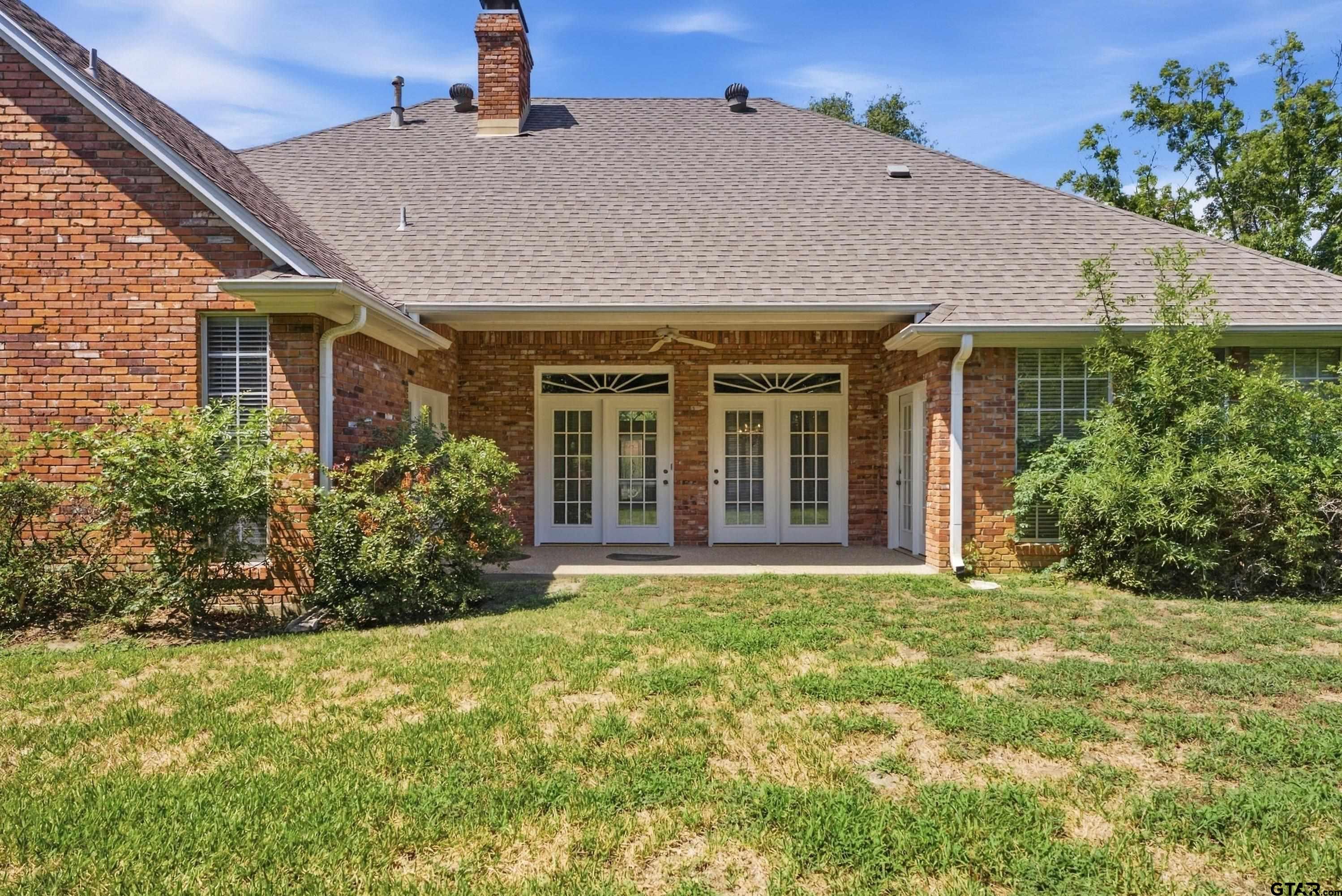3403 Pinecreek Dr.
