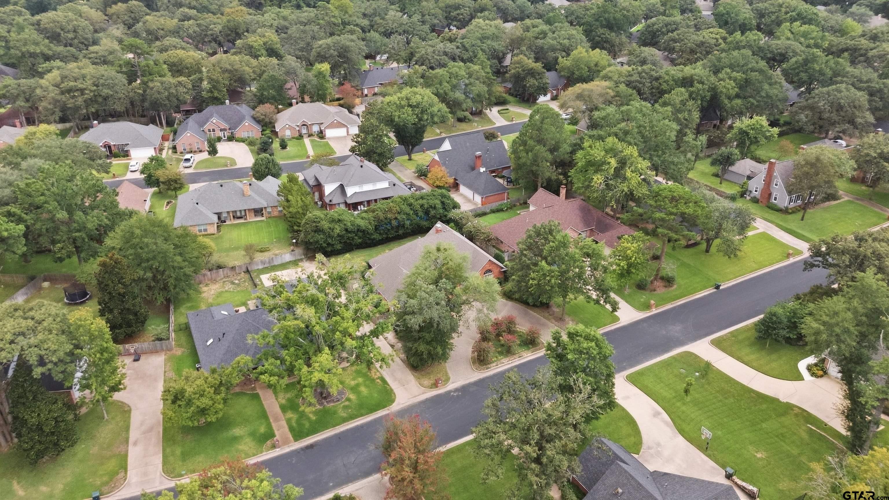3403 Pinecreek Dr.