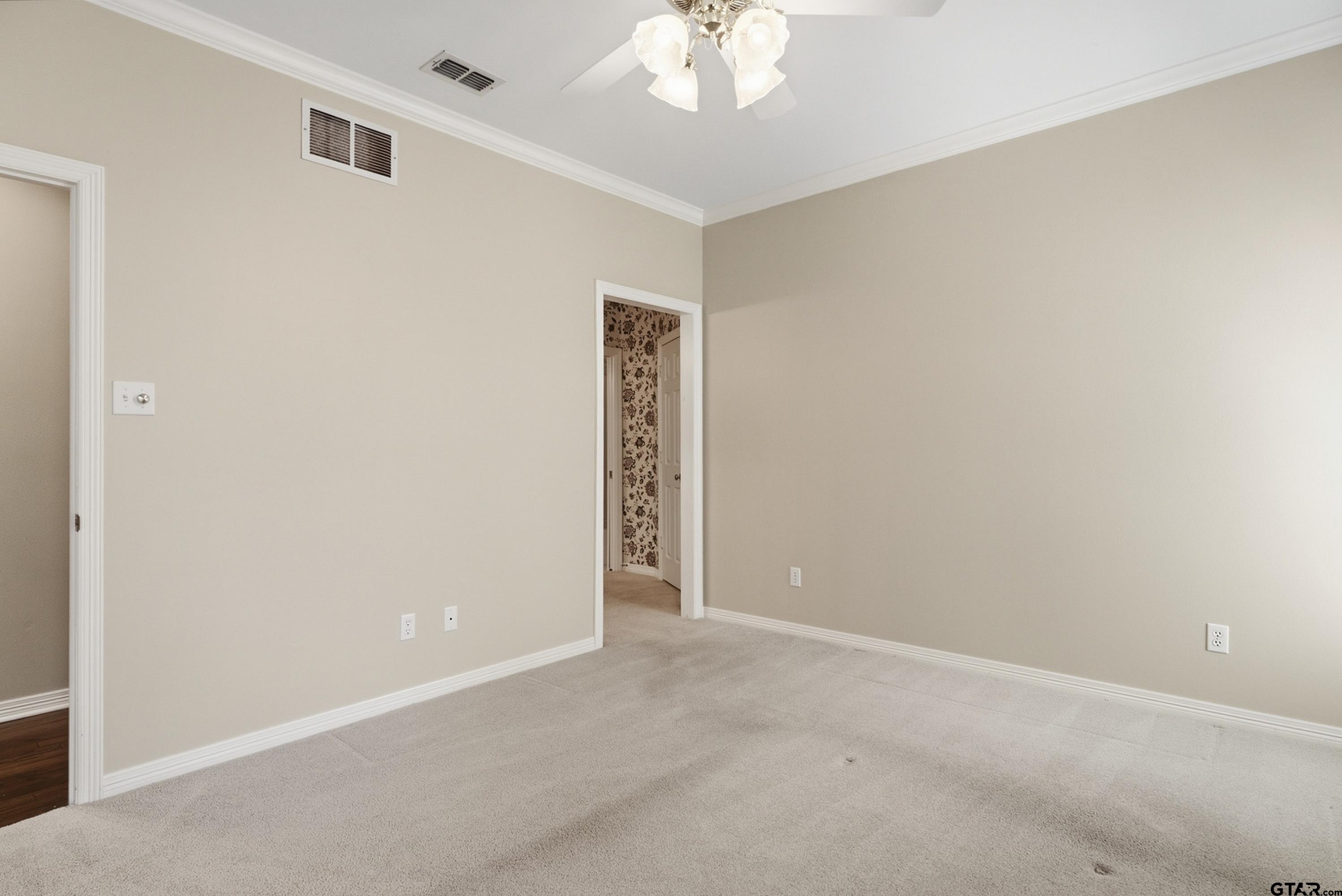 3403 Pinecreek Dr.
