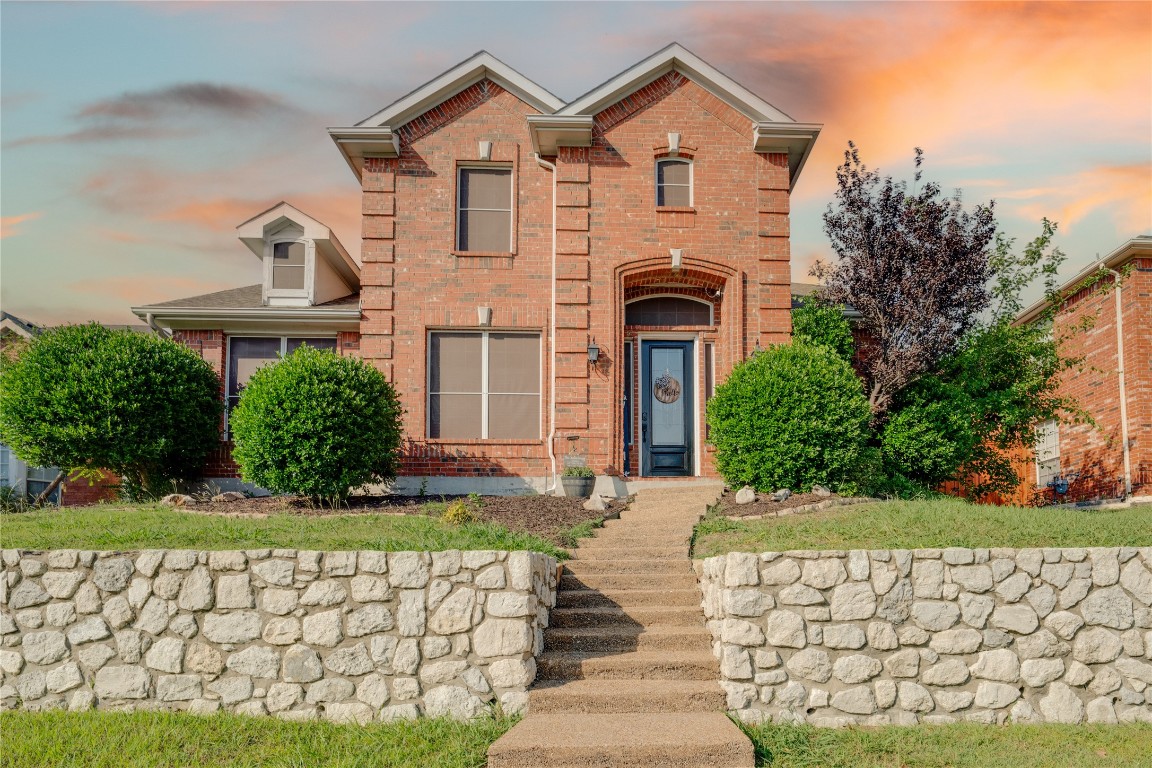 2923 Newport Drive