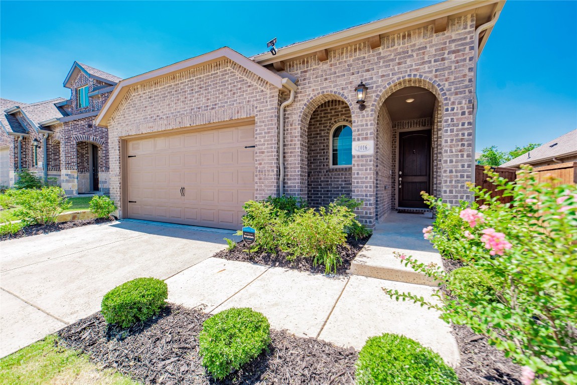 1016 Friesian Lane