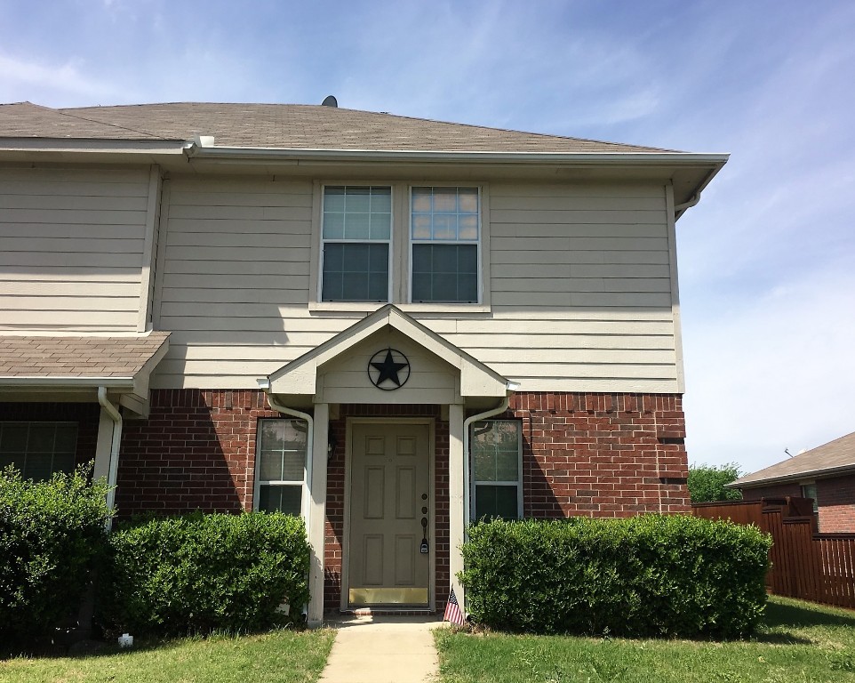 4917 Captains Place