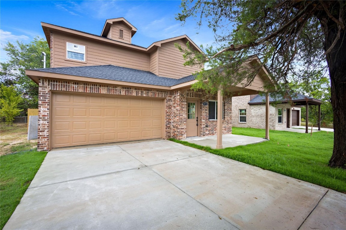 415 Mineral Wells Street