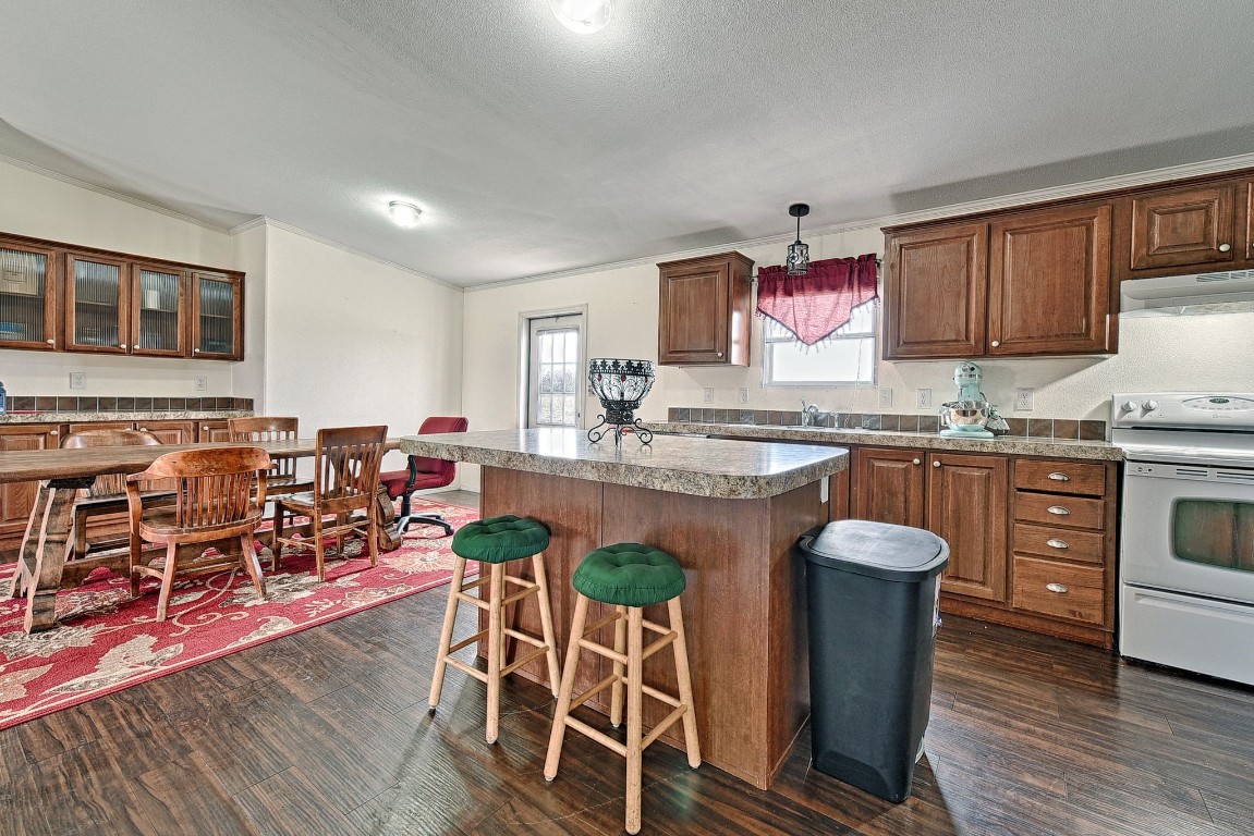 4929 County Road 2714