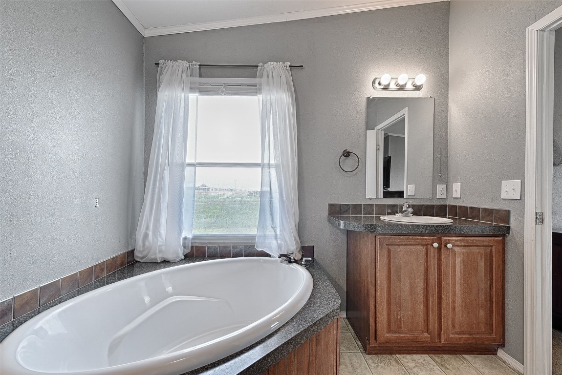 4929 County Road 2714