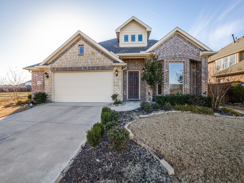 1030 Watercourse Place