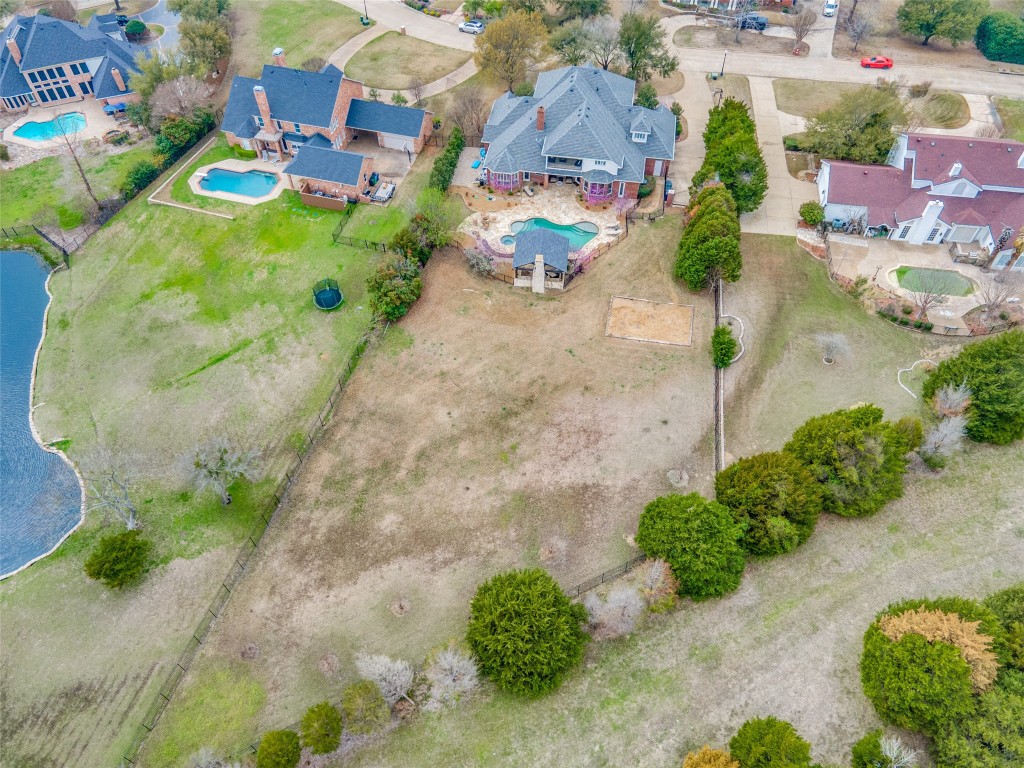 520 Moraine Way