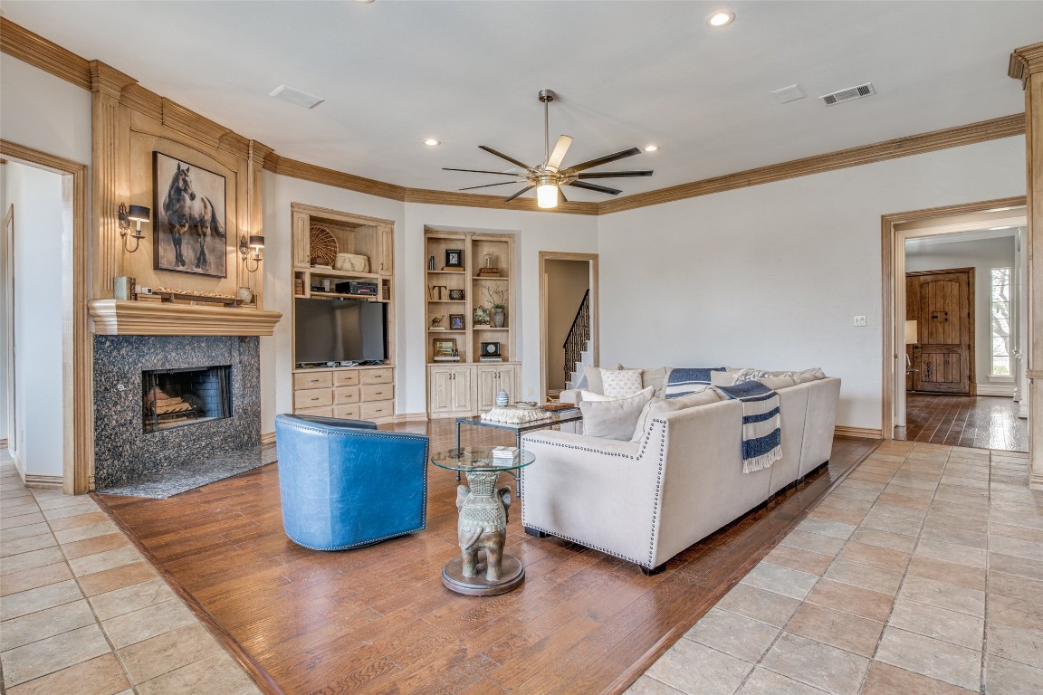 520 Moraine Way
