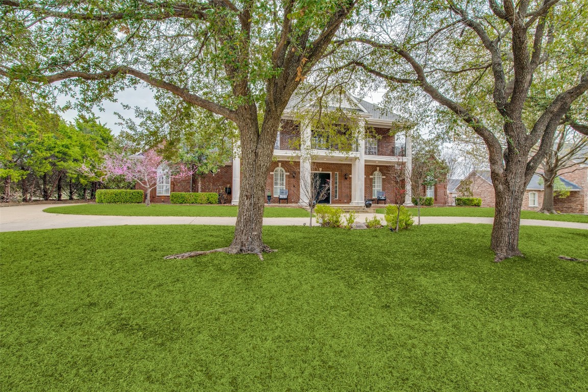 520 Moraine Way