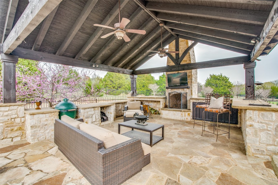 520 Moraine Way