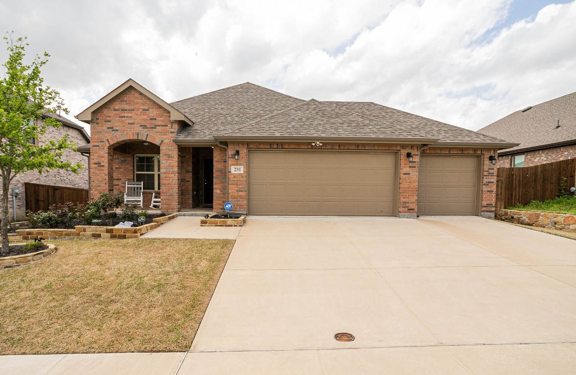 231 Red Oak Drive
