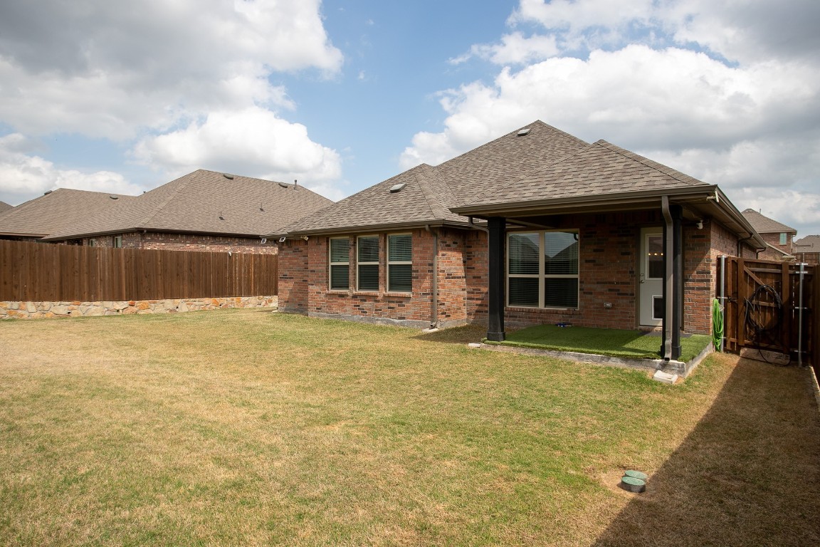 231 Red Oak Drive