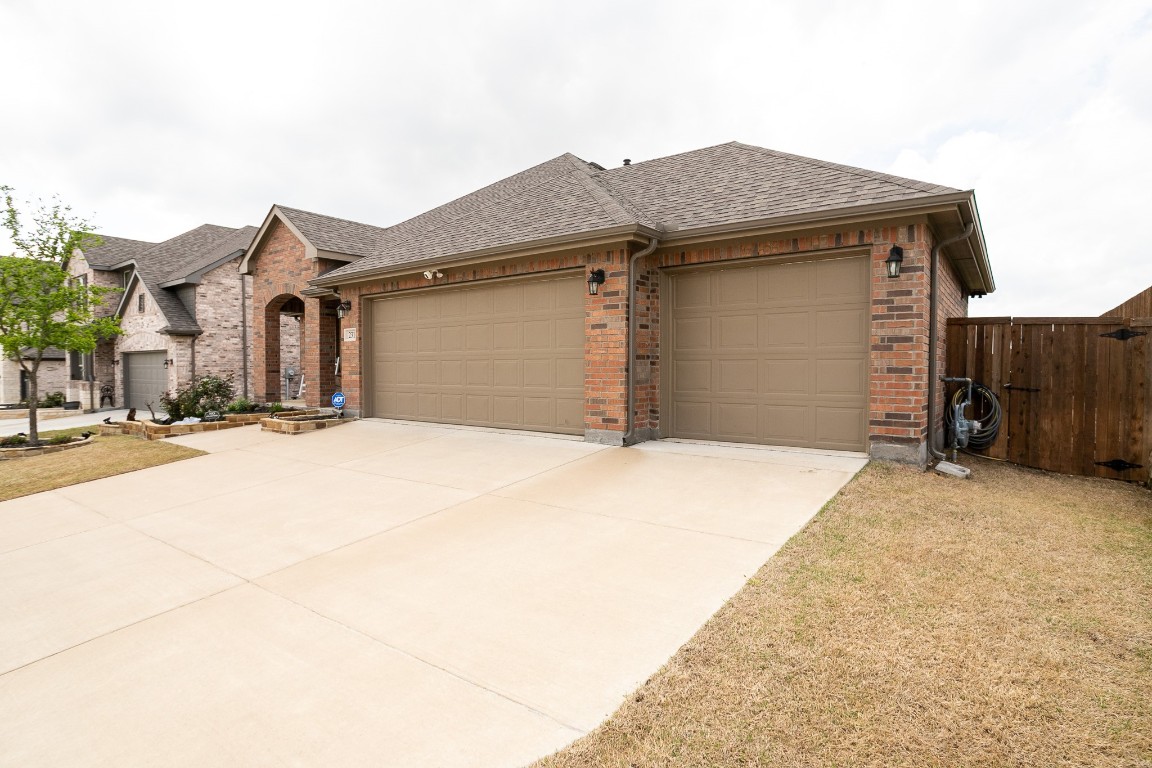 231 Red Oak Drive