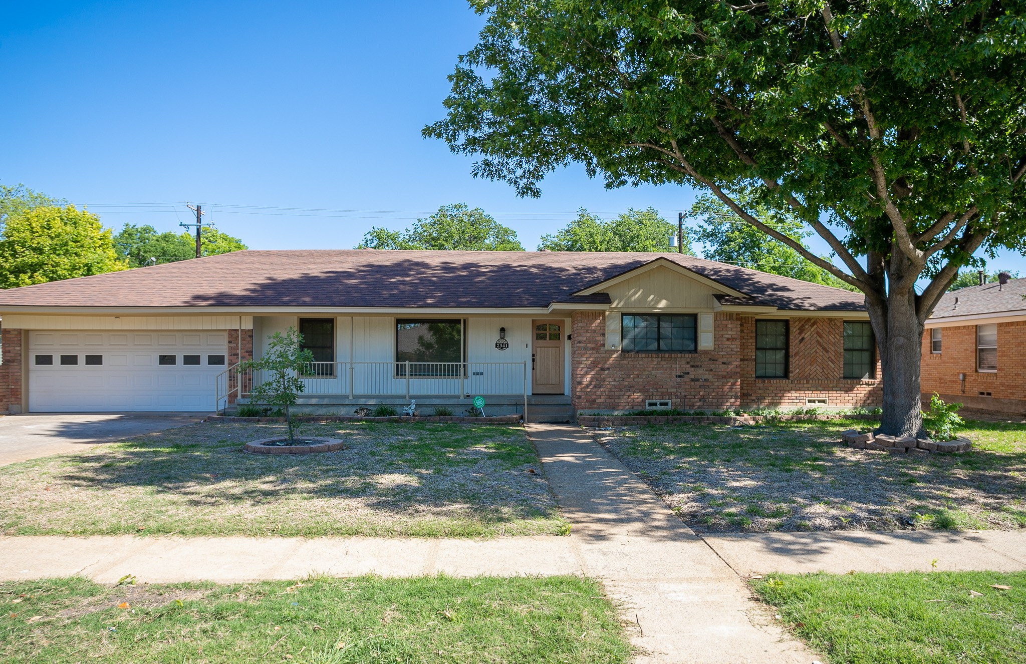 2341 Mockingbird Lane