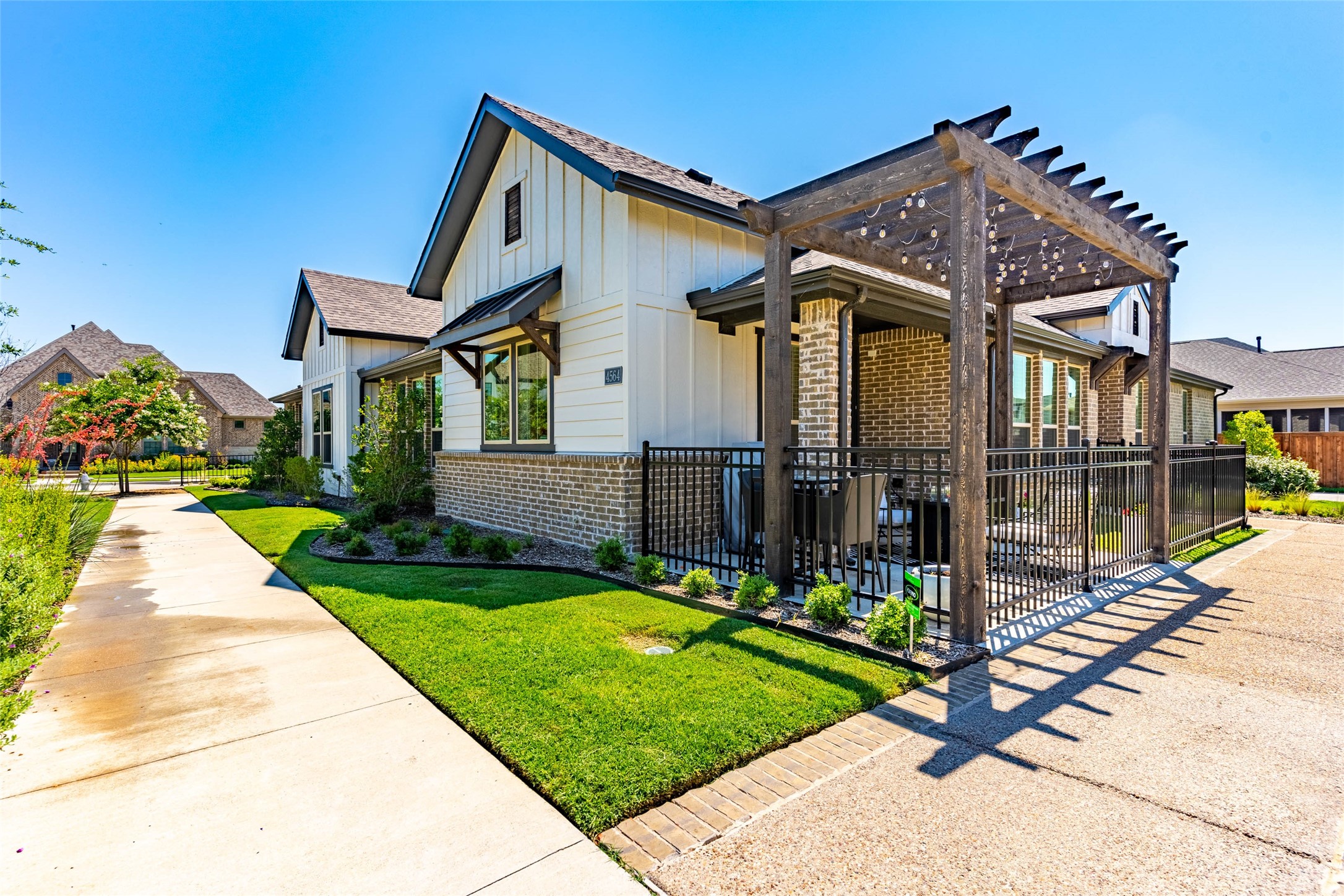4564 Meadow Sage Street