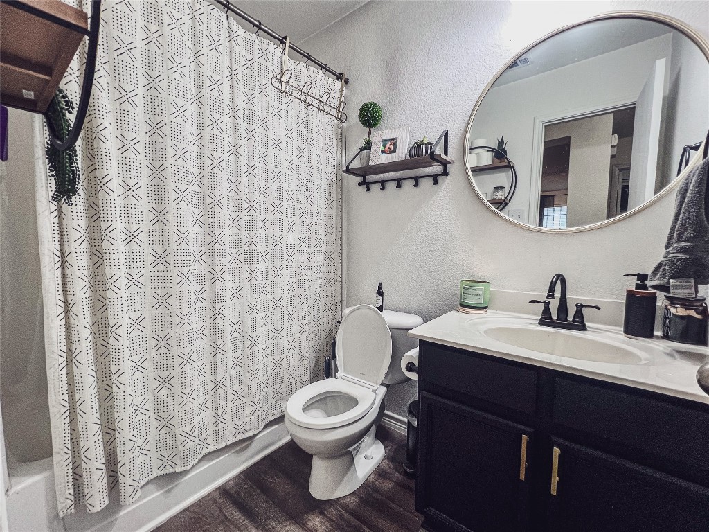 6257 Balcony Lane