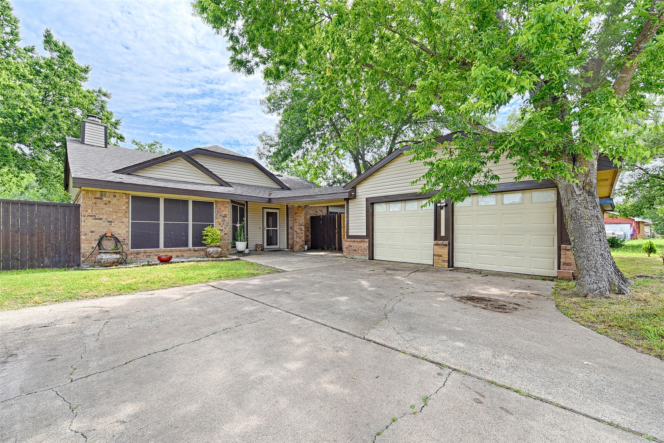 2800 Branch Hollow Drive