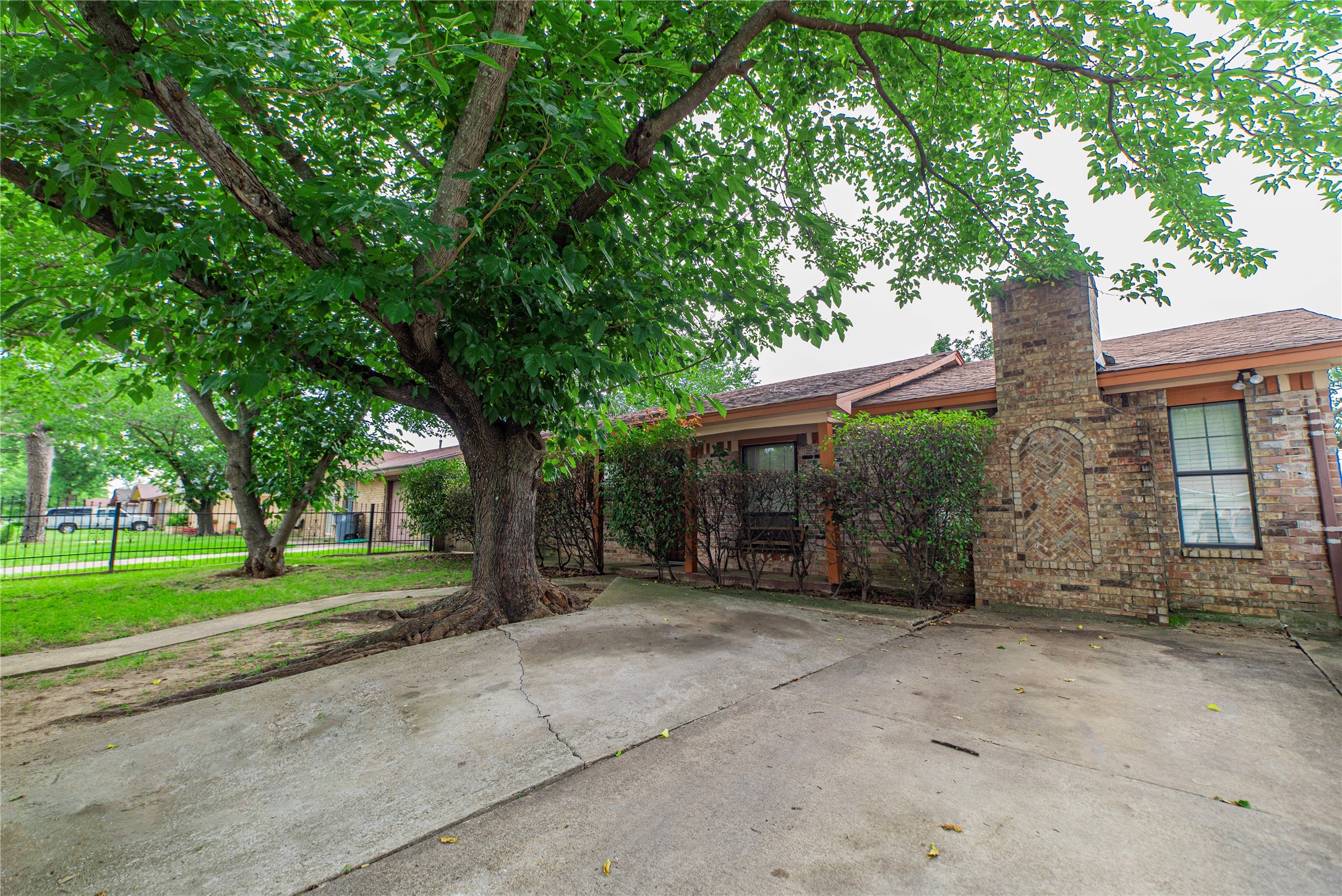 9810 Mill Valley