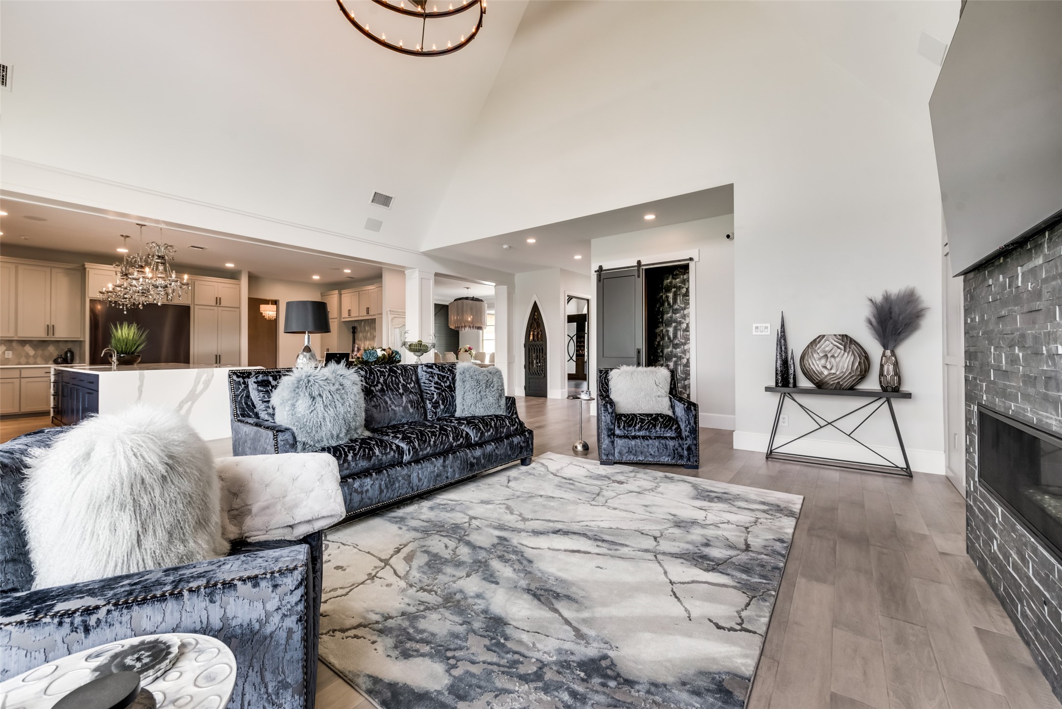1566 Vista Court