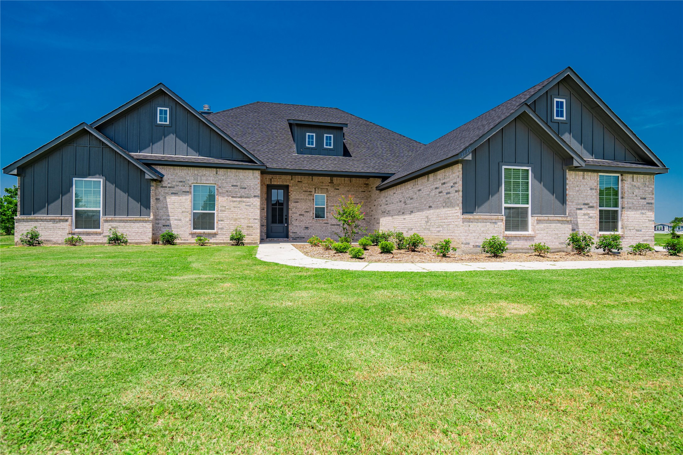 3530 Zayne Lane