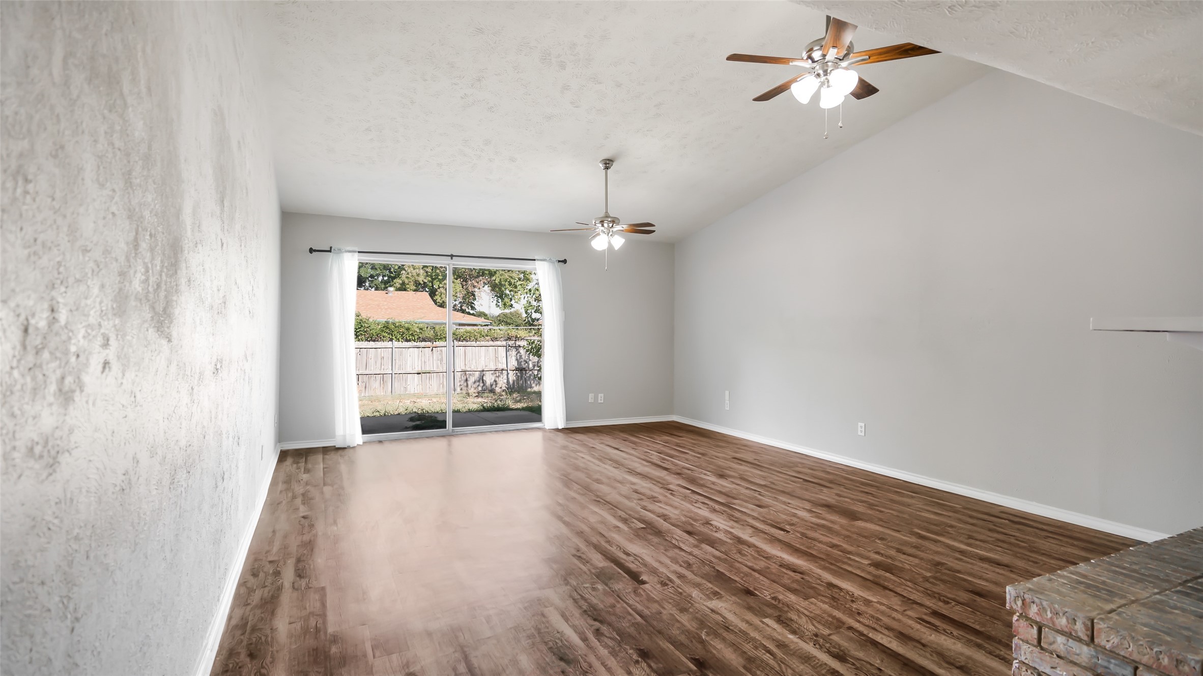 3912 Villa Downs Drive