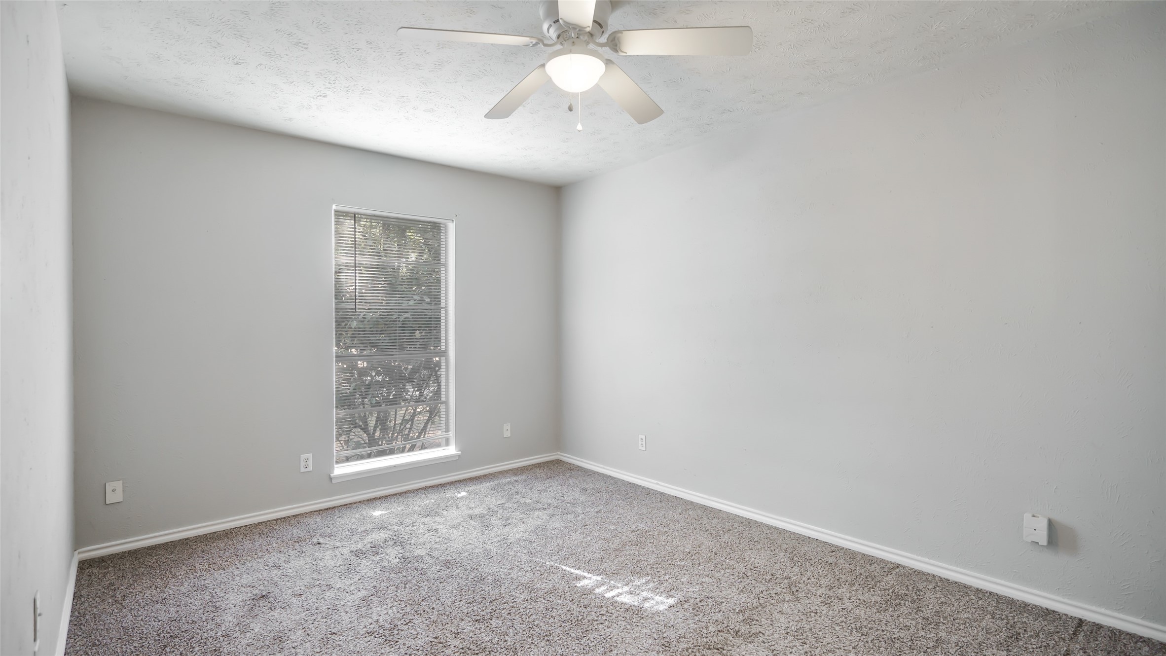 3912 Villa Downs Drive