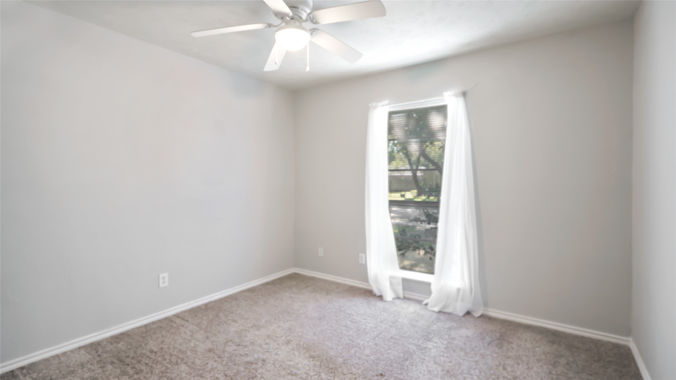 3912 Villa Downs Drive