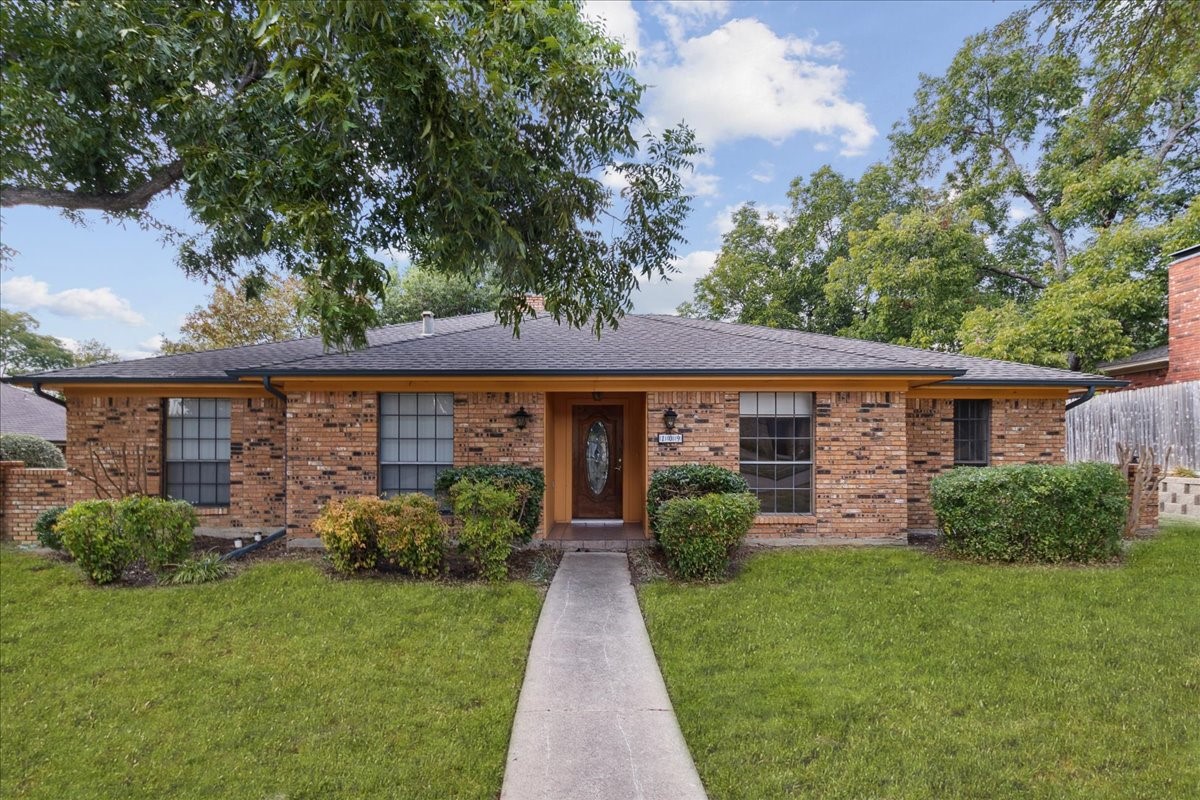 109 La Fawn Circle