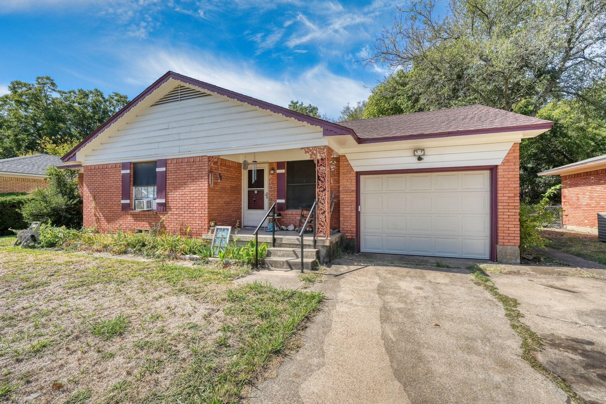 316 Hilltop Lane