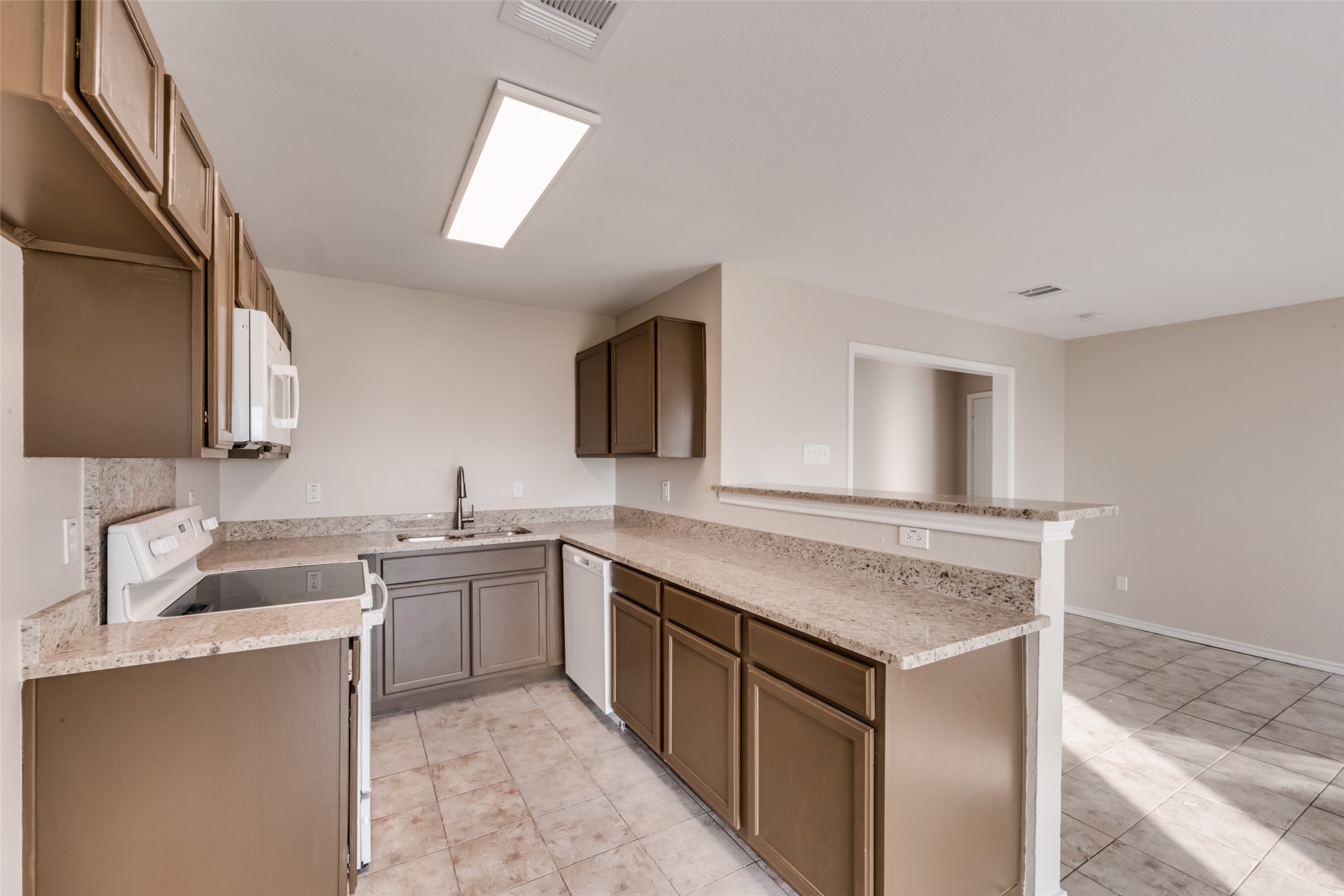 5901 Lake Hubbard Parkway 163