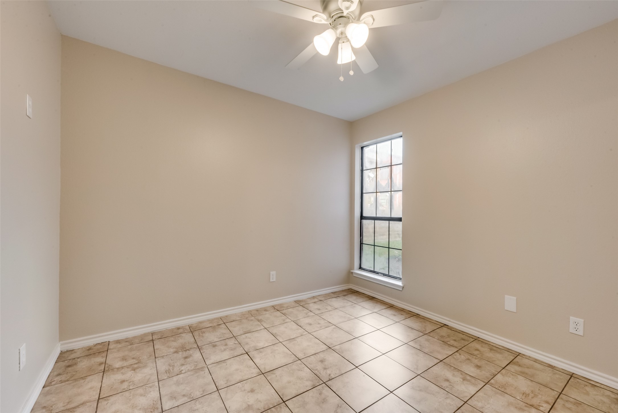 5901 Lake Hubbard Parkway 163