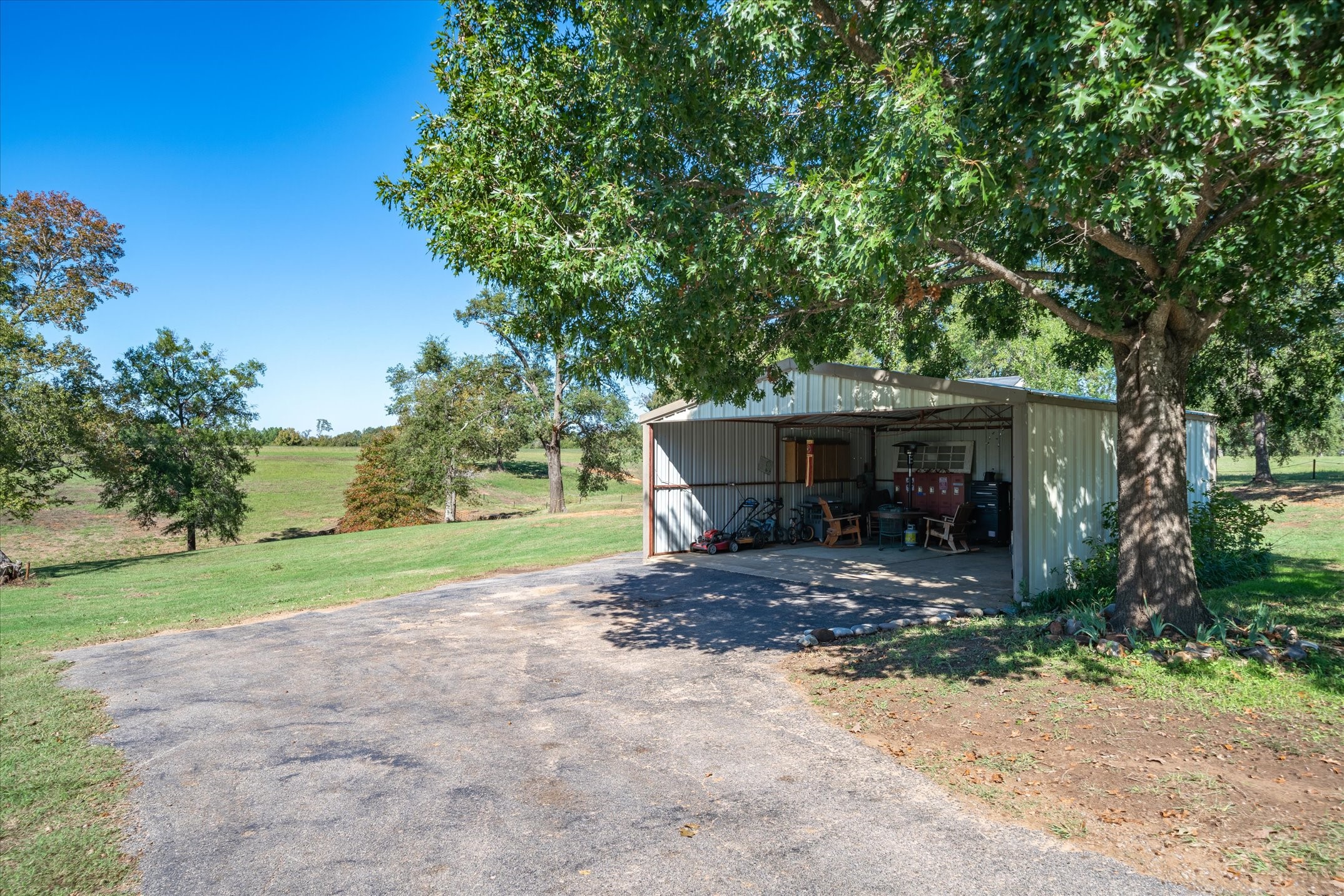 3672 FM 1861