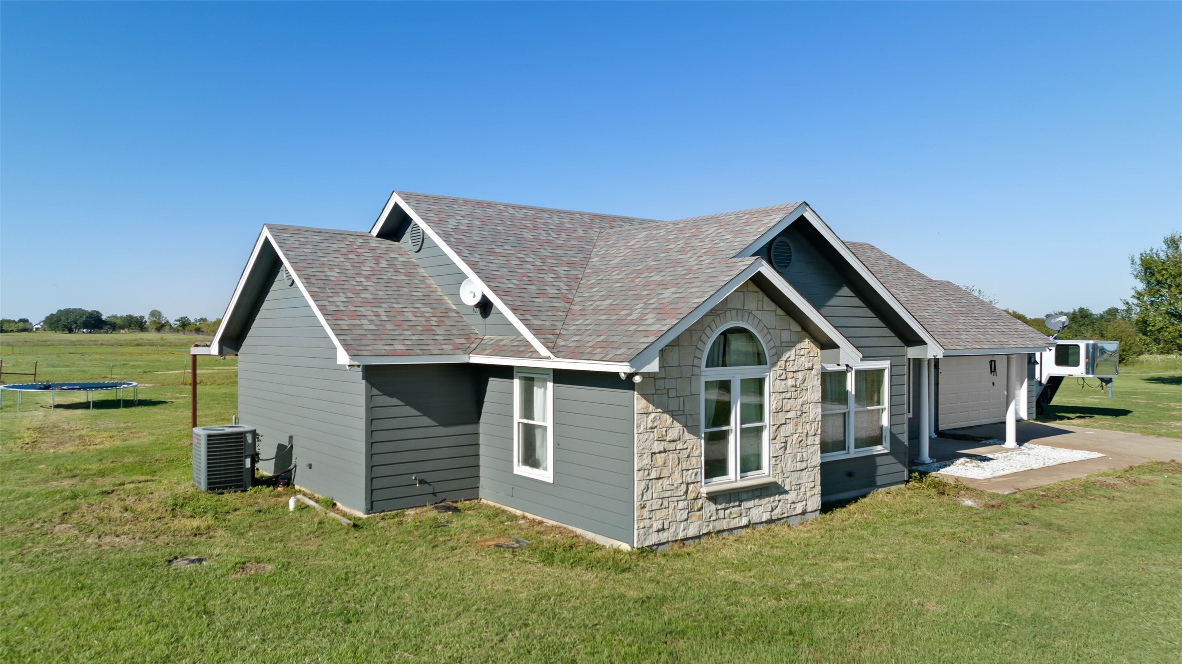1270 Fm 1713