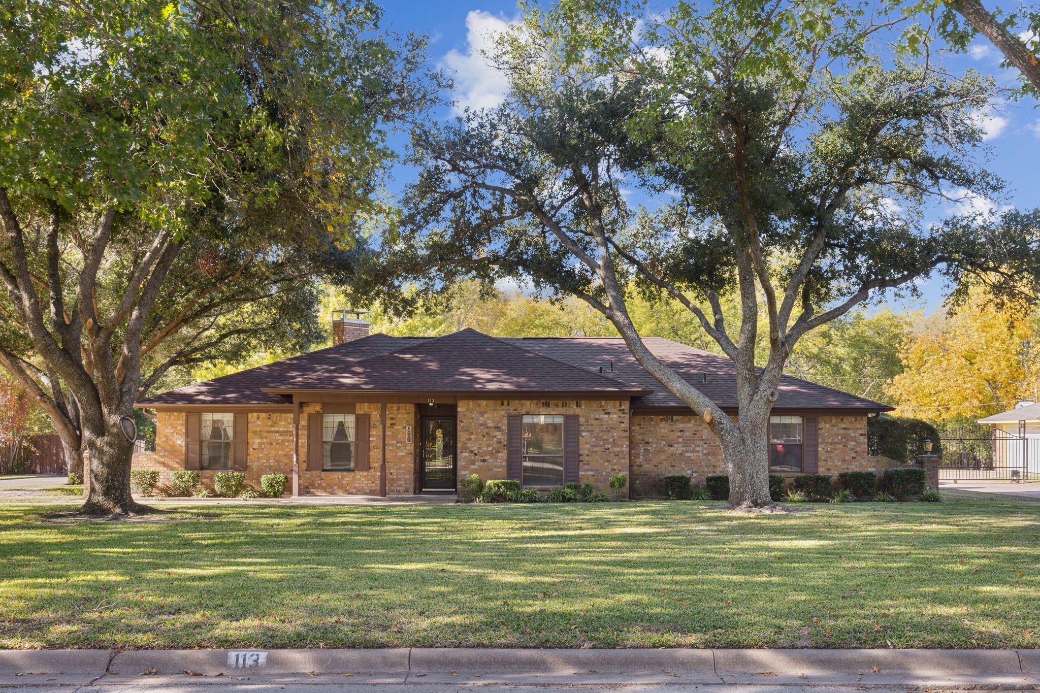 113 Kings Creek Drive