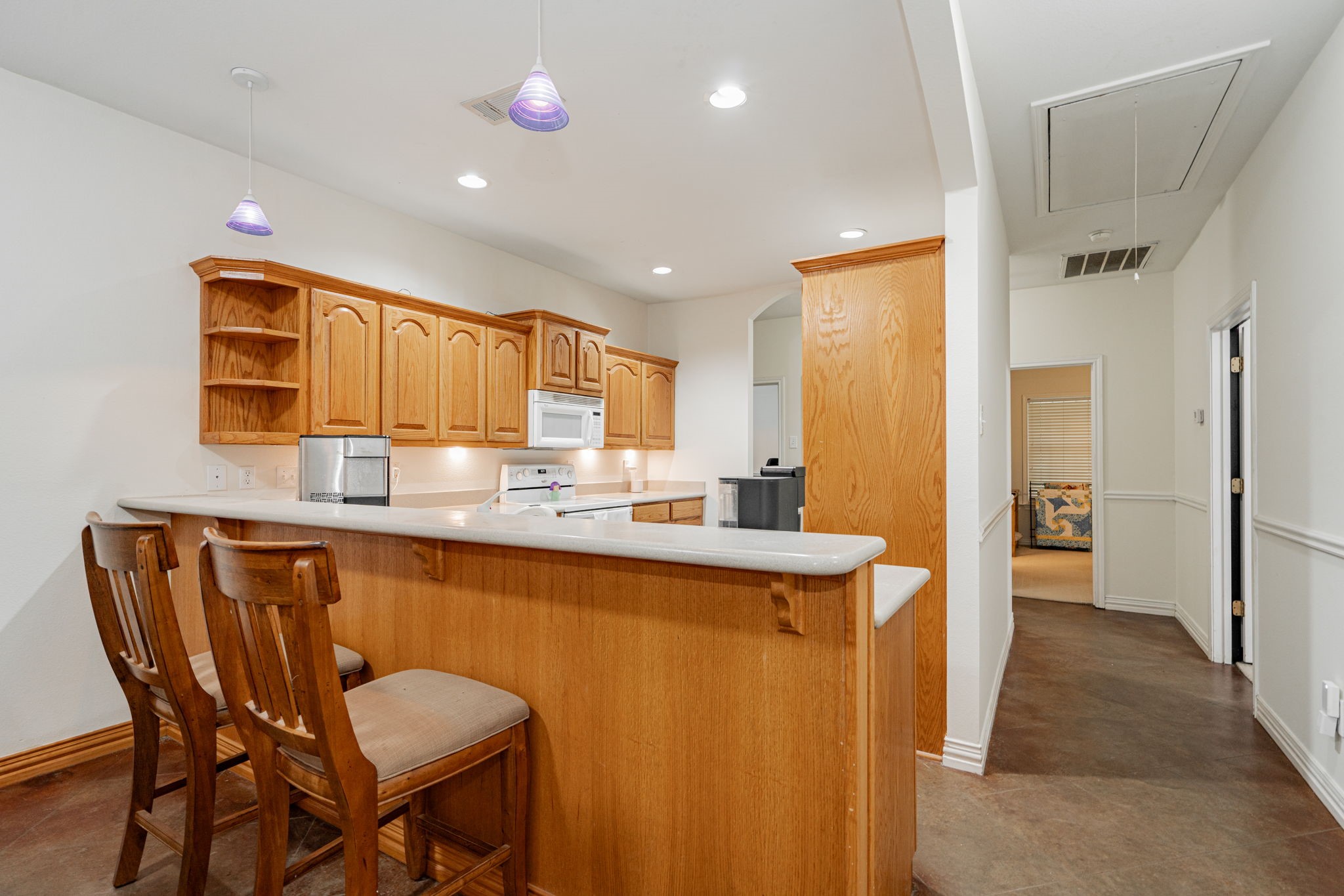 201 W Oak Street