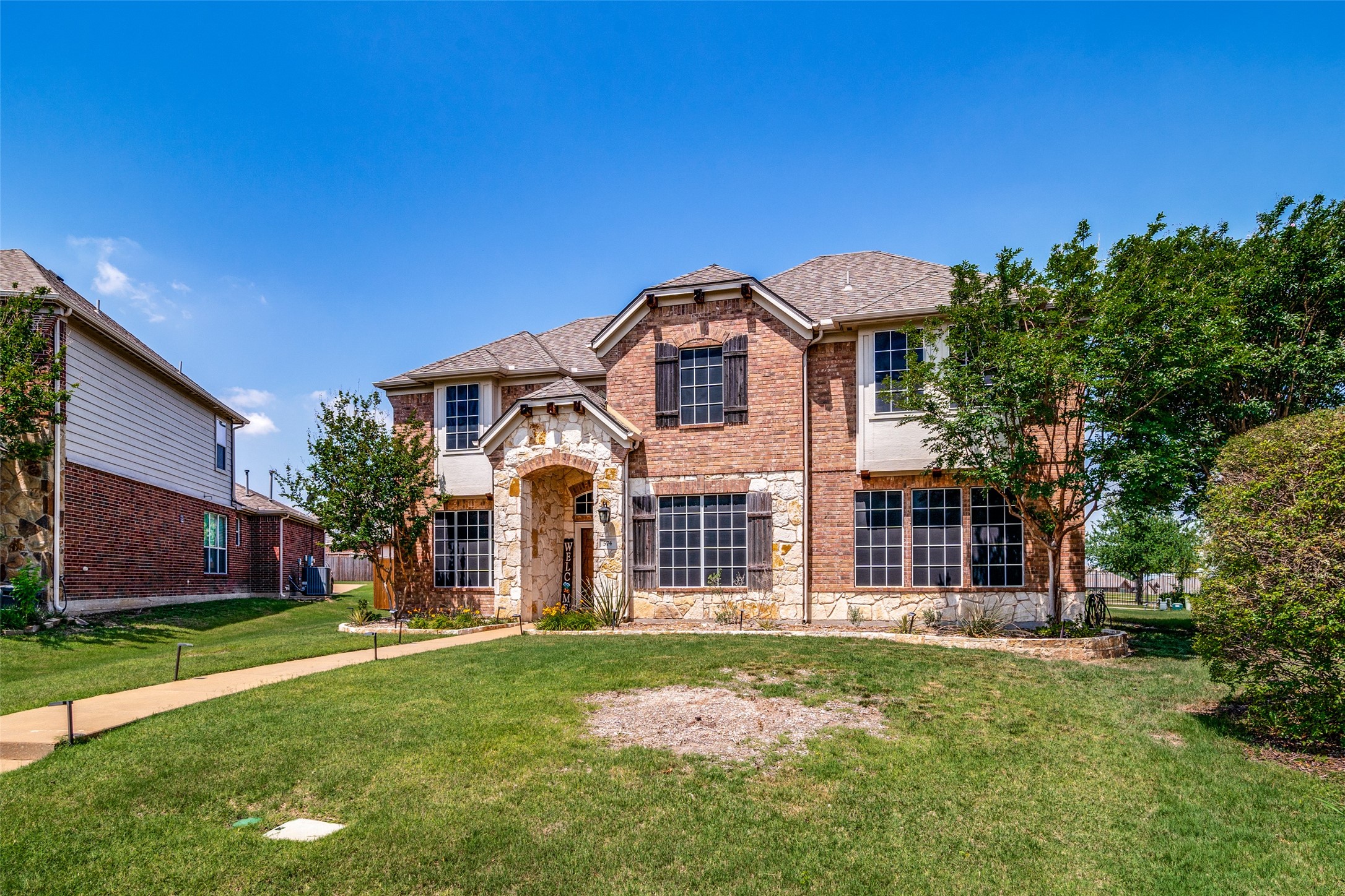 574 Presidio Drive