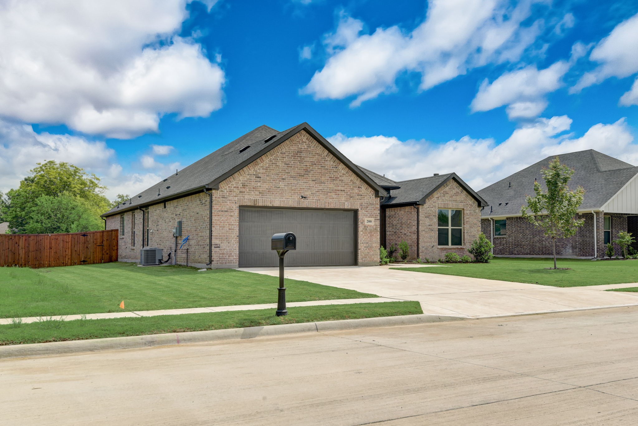 200 Swallowtail Lane