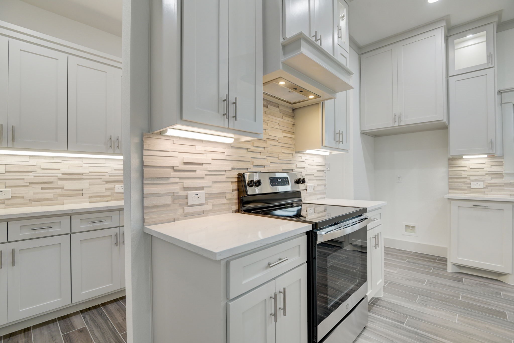 200 Swallowtail Lane