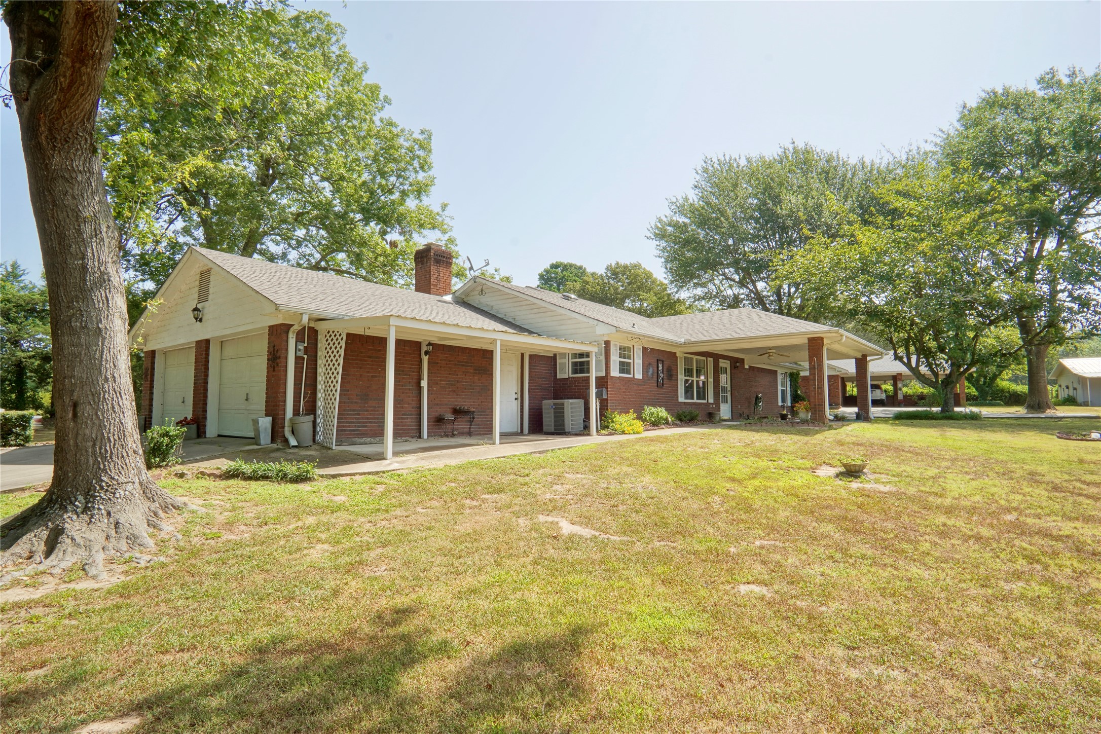 810 County Road 35850