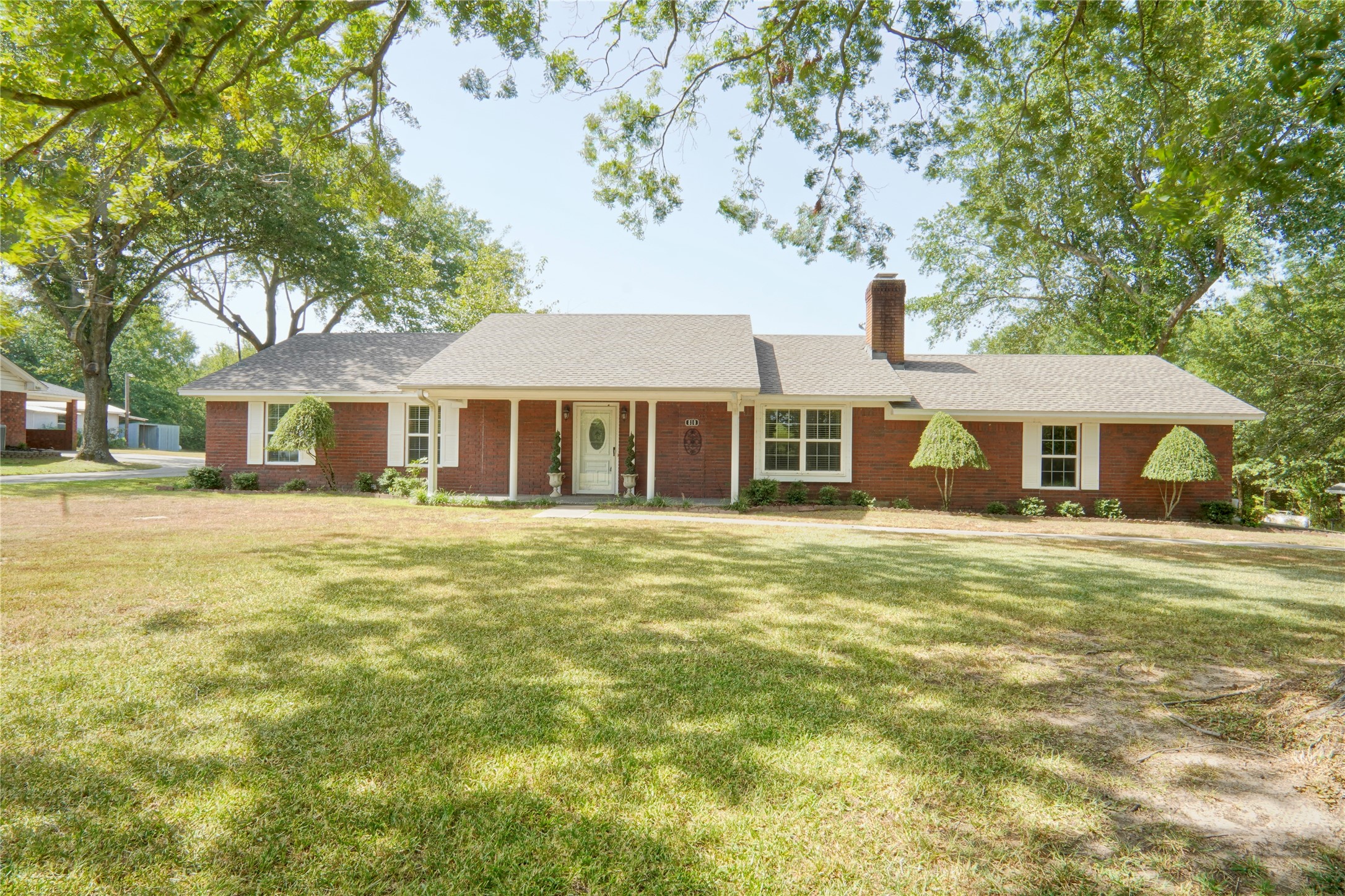 810 County Road 35850