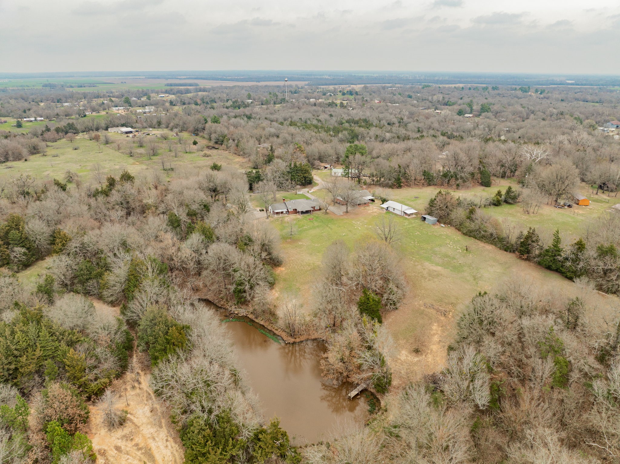 810 County Road 35850