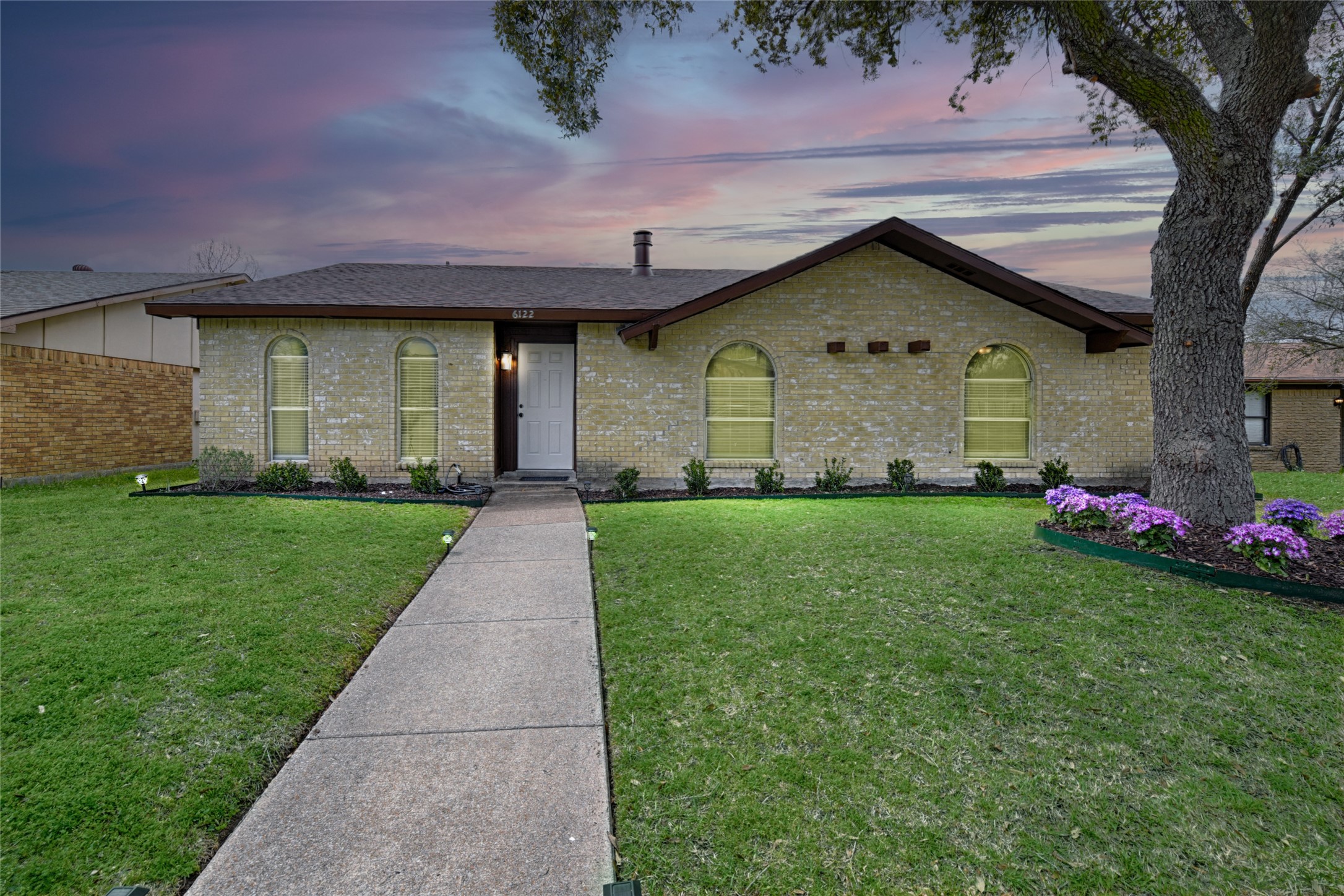 6122 Magnolia Lane