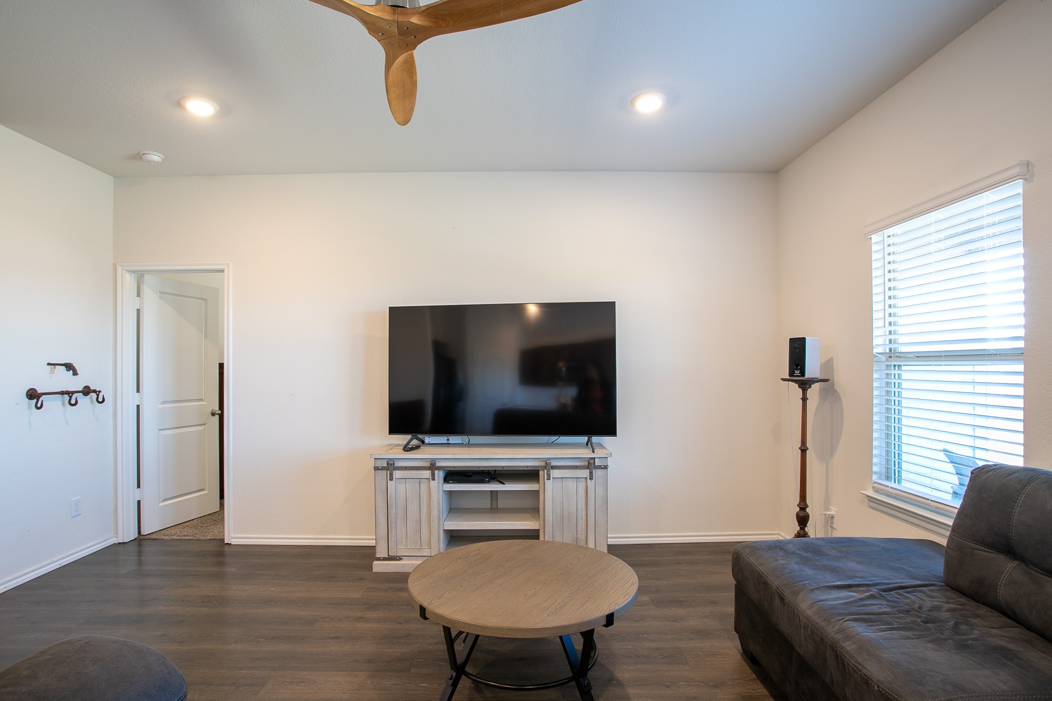 515 Windrow Drive