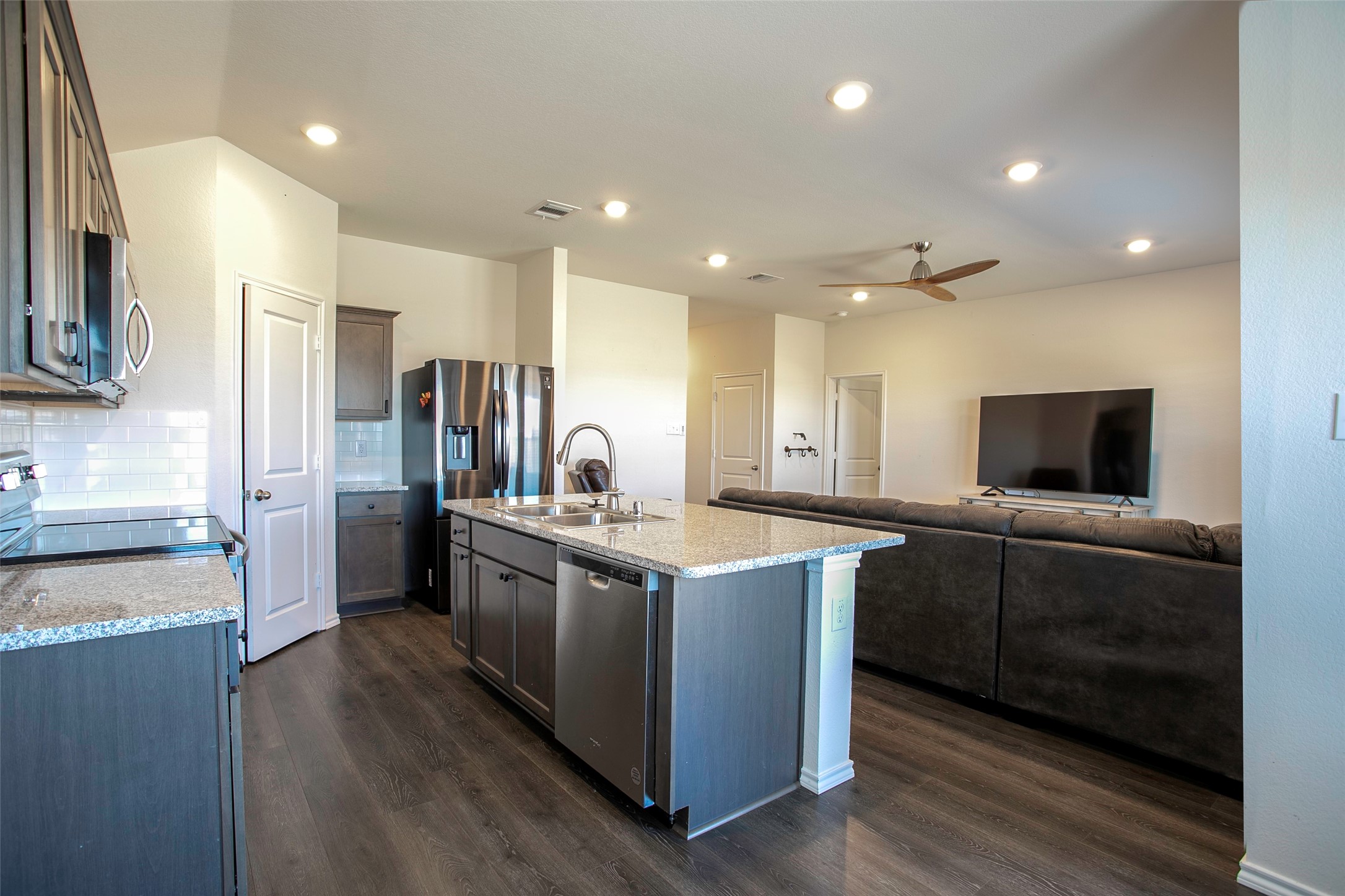 515 Windrow Drive