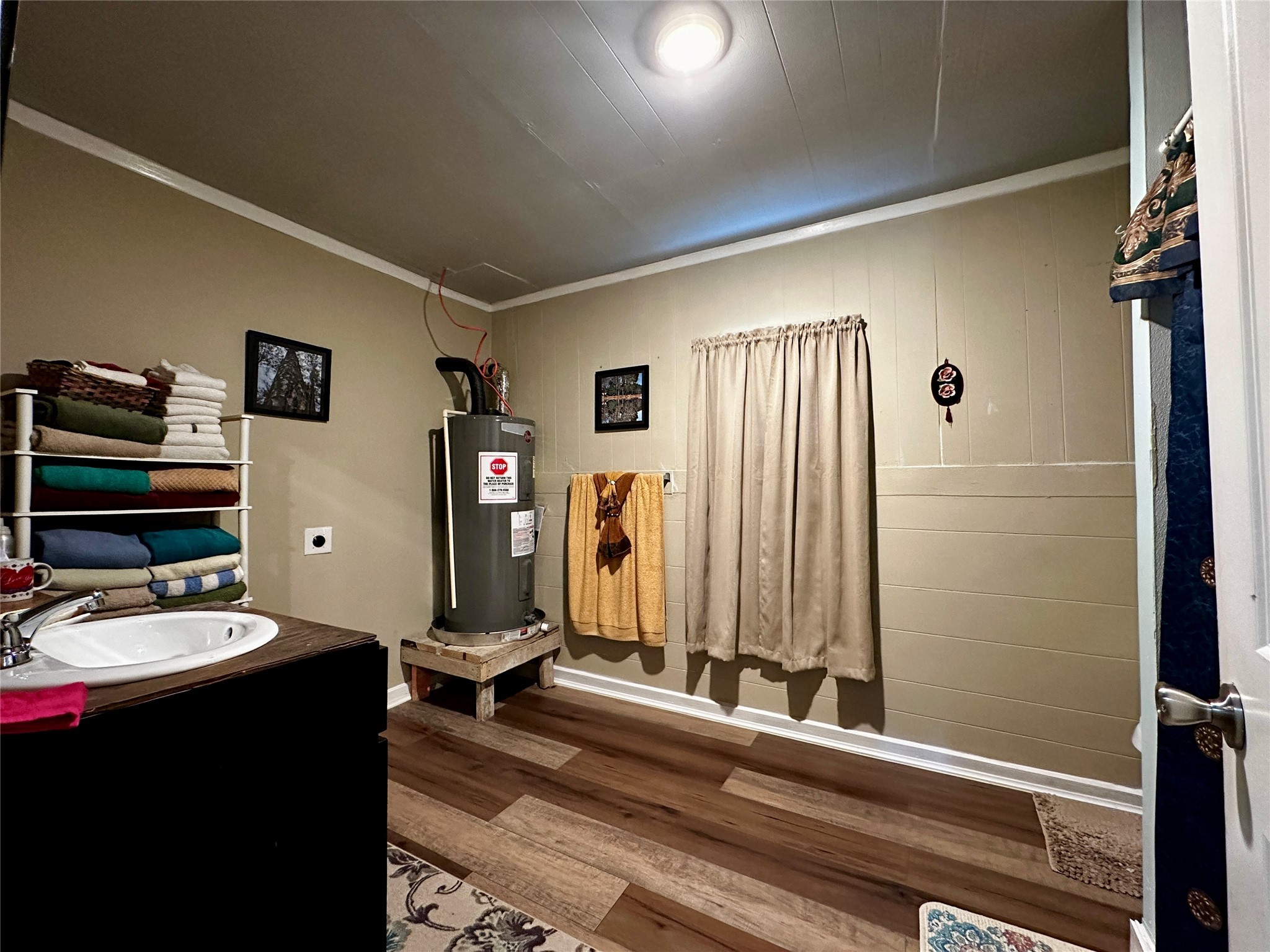 705 W Cedar Creek Parkway