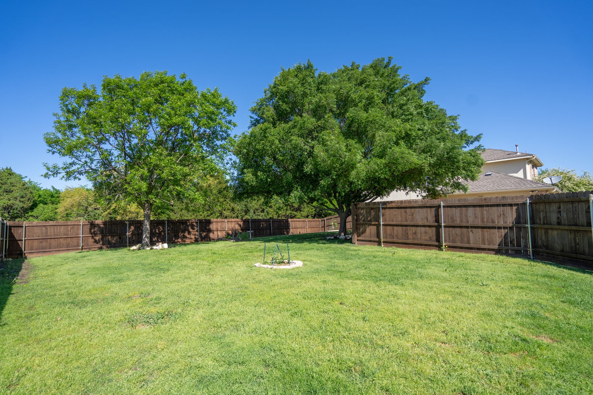 2841 Tractor Trail