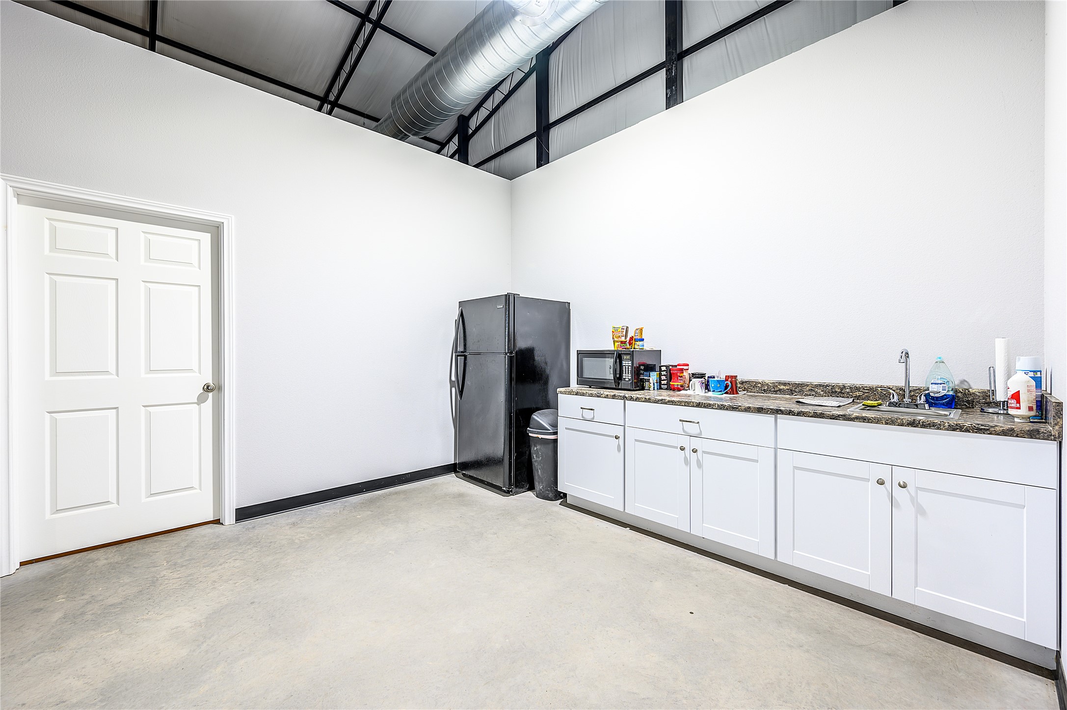 3911 Interstate 30 W