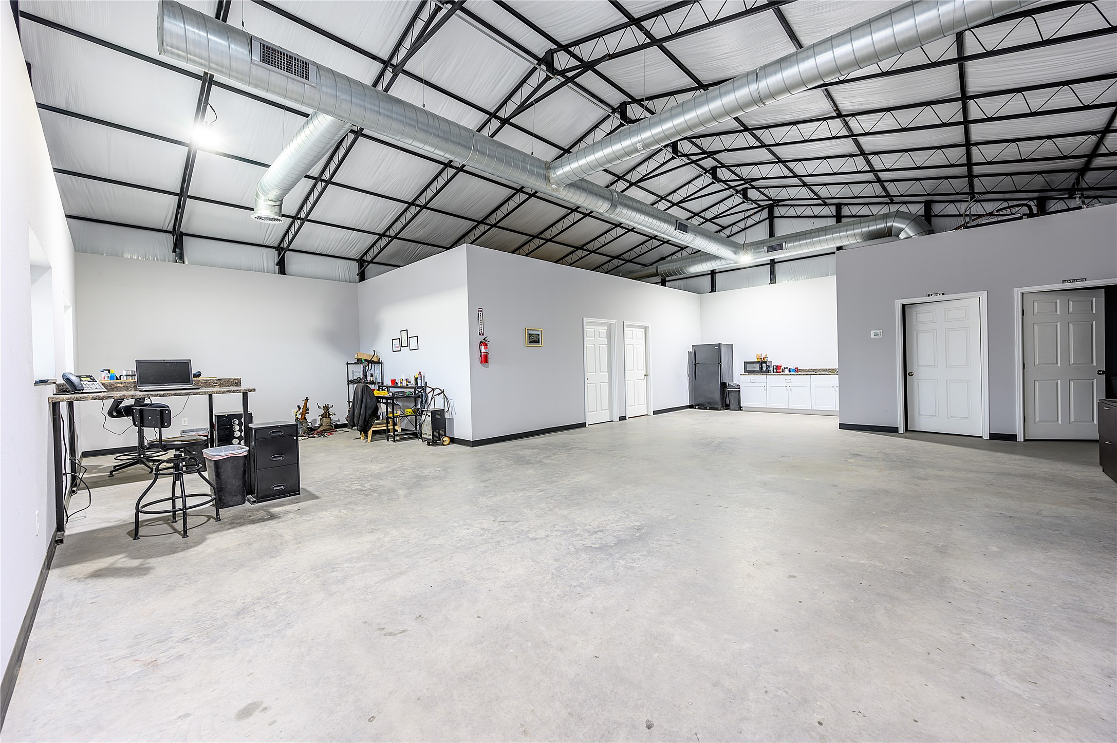 3911 Interstate 30 W